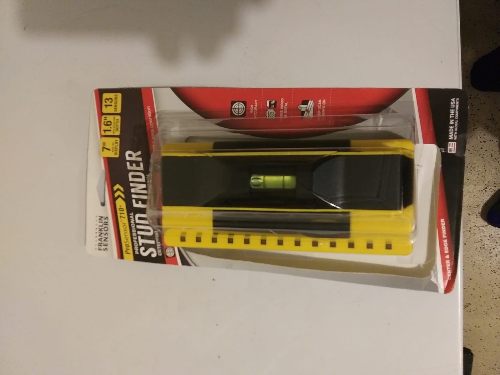 Franklin Sensors ProSensor 710+ Stud Finder, 13-Sensor Wall Scanner | Wood and Metal Stud Detector with Built-in Bubble Level, Made in the USA customer photo 1