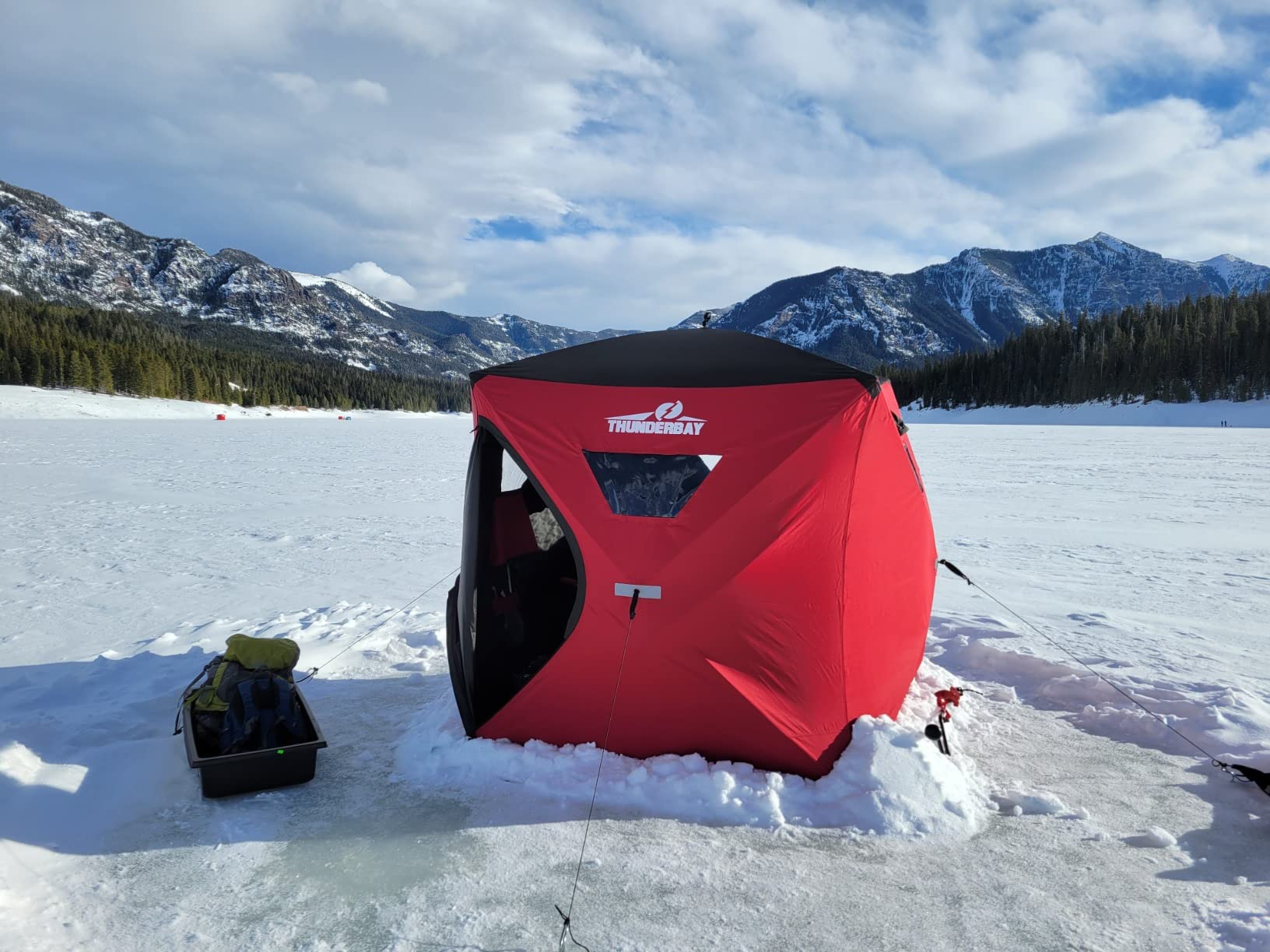 THUNDERBAY Ice Cube 2-4 Man Portable Ice Shelter, 24/34 Square Feet of Fishable Area, Portable 2-3 Person Ice Shanty customer photo 1