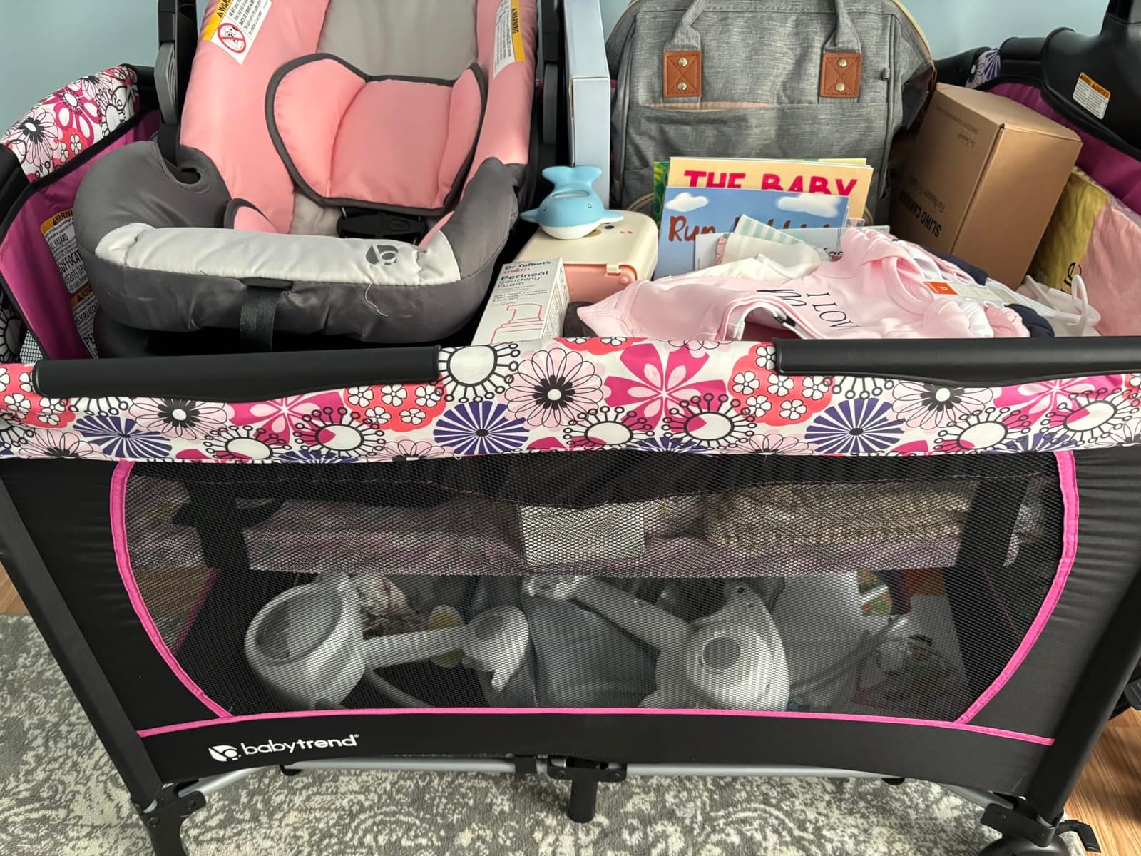Baby Trend Nursery Center Playard, Floral Garden customer photo 2