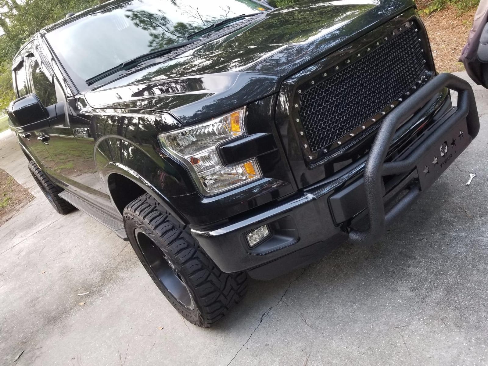 Tyger Auto TG-GD6F60098 Front Bumper Guard Compatible with 2004-2024 Ford F150 (Exclude Heritage, Raptor, 20-22 Diesel, 22-24 Lightning EV) | Textured Black | Light Mount | Bull Bar customer photo 2