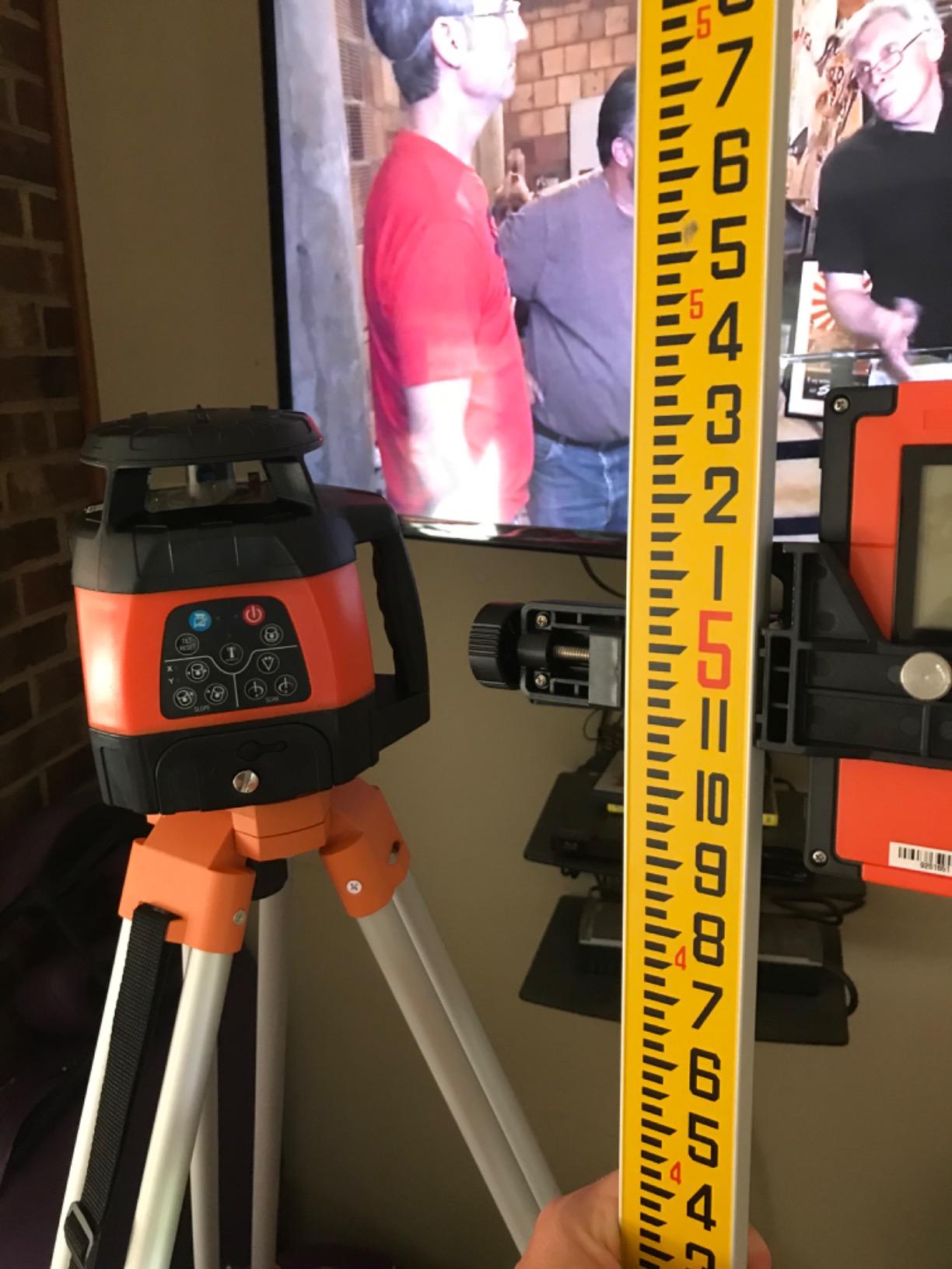 Johnson Level & Tool 99-028K Electronic Self-Leveling Dual Slope Horizontal/Vertical Rotary Laser System, Red, 1 Kit customer photo 1