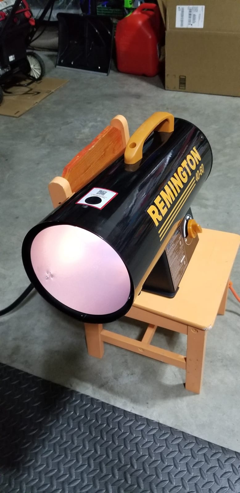 Remington LP Forced Air Heater, Portable 60,000 BTU Space Heater for up to 1500 Square Feet - Liquid Propane Gas Powered, Tank Not Included customer photo 2