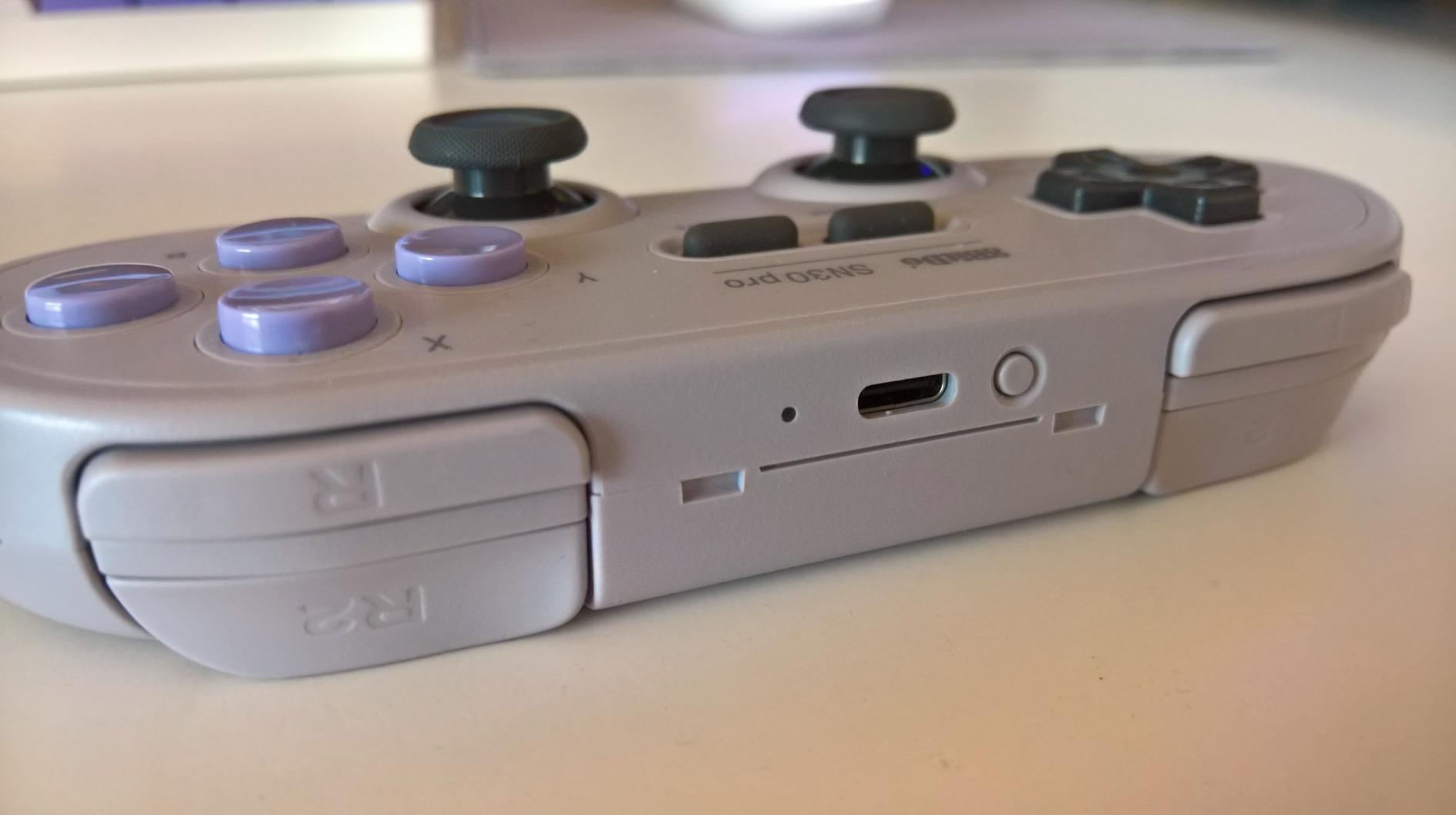 8Bitdo SN30 Pro Bluetooth Controller with Hall Effect Joystick (G Classic) customer photo 2