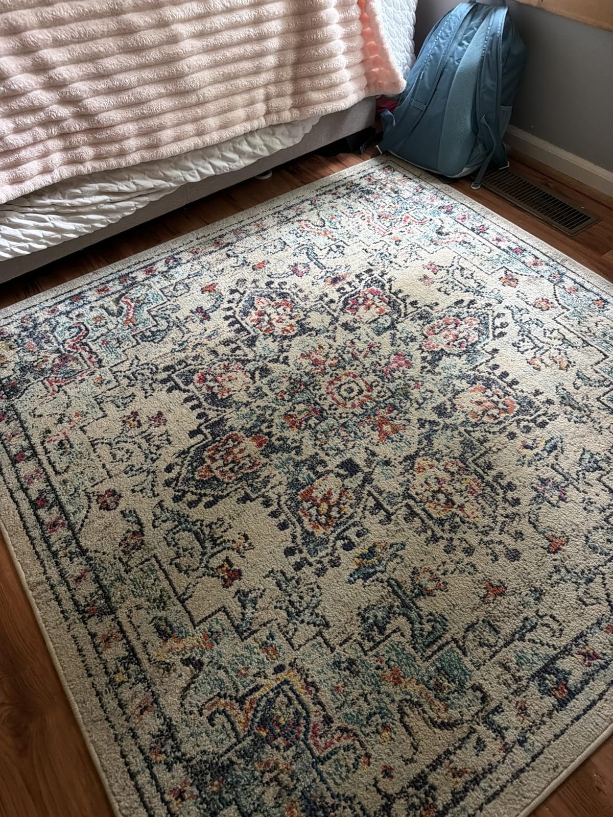 SAFAVIEH Madison Area Rug 8'x10', Traditional Cream & Blue MAD473B customer photo 2