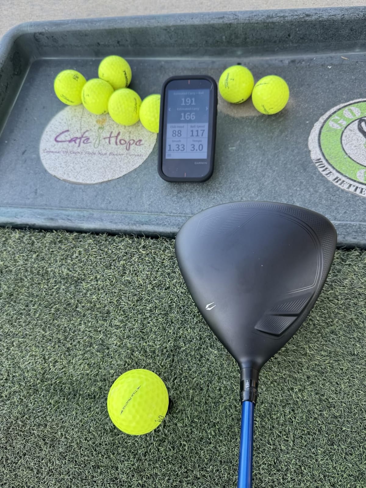 Garmin Approach G80, All-in-One Premium GPS Golf Handheld with Integrated Launch Monitor, 3.5