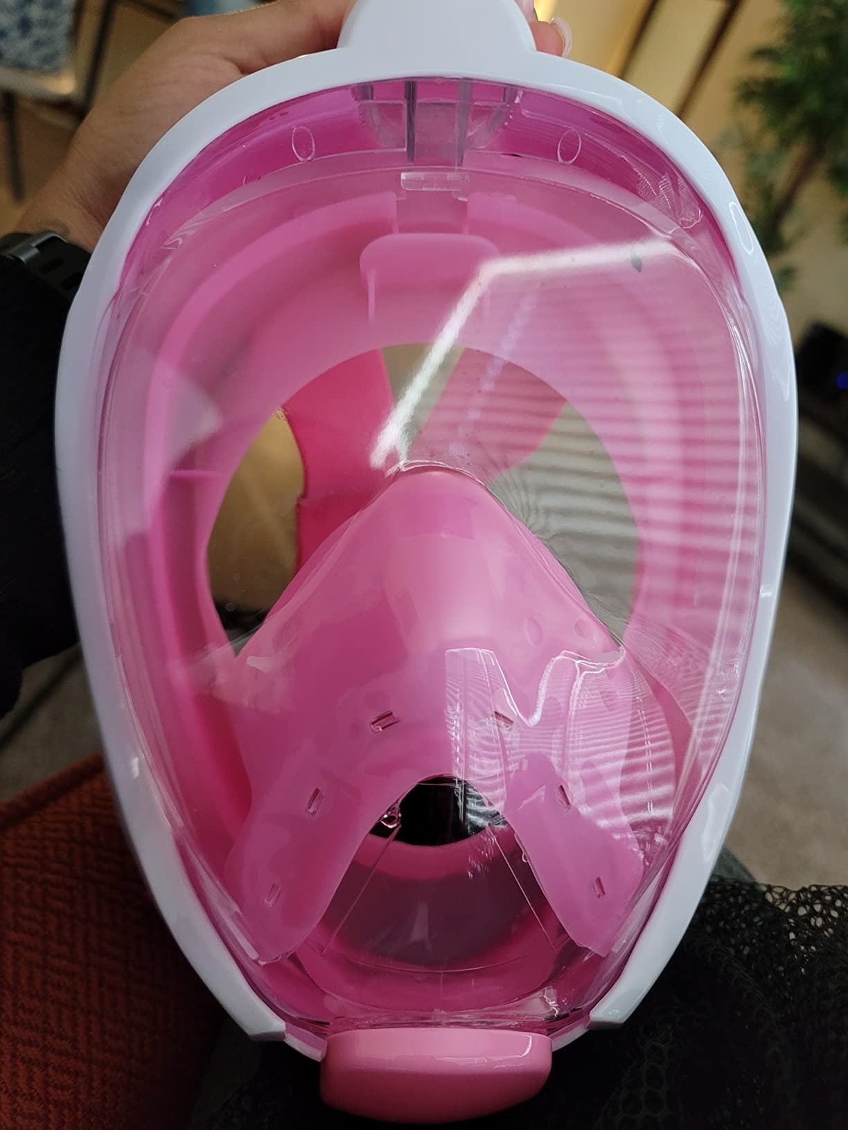 WSTOO Kids Full Face Snorkel Masks,Suitable for Beginners Dry Top Snorkeling Gear,Can Your Mouth or Nose to Breathe,180 Degrees Panoramic View,Anti-Fog Anti-Leak,Summer Travel and Vacationing Gifts customer photo 2