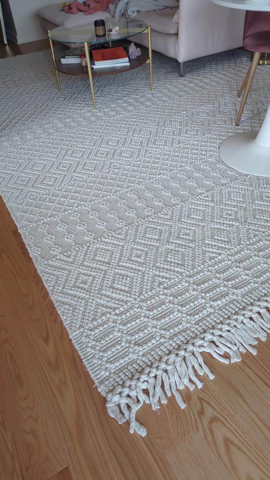 SAFAVIEH Area Rug 8x10 - Natura Collection - Large - Ivory, Handmade Wool, Moroccan Boho Fringe Design, Ideal for Living Room, Bedroom, Dining Space (NAT852B) customer photo 2