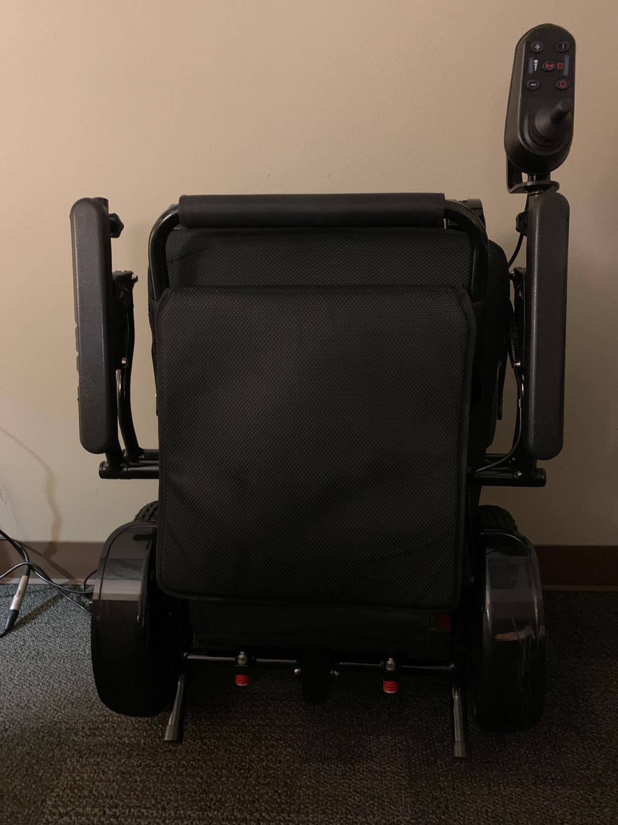 Porto Mobility Ranger SpacePro Carbon Fiber Lightweight Foldable Next Generation Electric Wheelchair (Carbon, Standard) customer photo 1