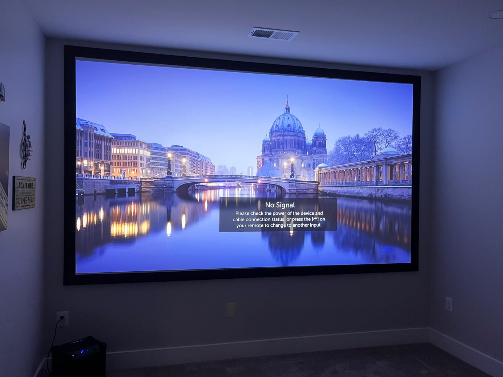 LG CineBeam UHD 4K Projector HU70LA - DLP Home Theater Smart Projector with Alexa Built-In, White customer photo 1