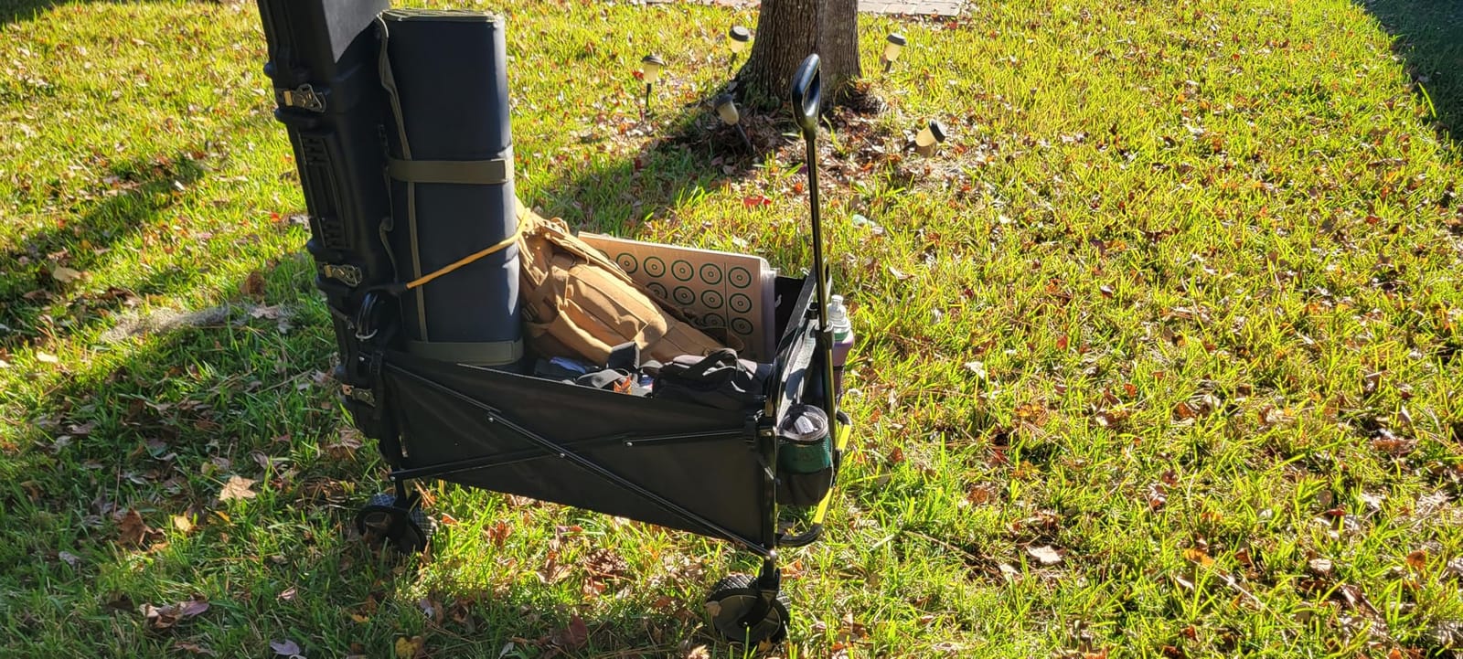 Amazon Basics Collapsible Heavy Duty Utility Wagon for Outdoor Sports, Camping, Garden, and Shopping, 265 Pounds Capacity, 27.6 x 40.9 x 20 inches, Black customer photo 2