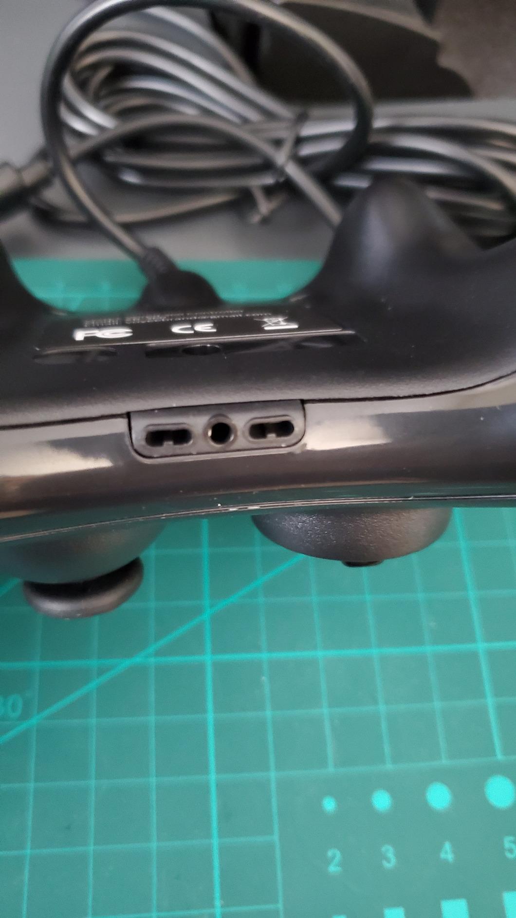 VOYEE PC Controller, Wired Compatible with Xbox 360 & Slim/Windows 10/8/7 customer photo 2