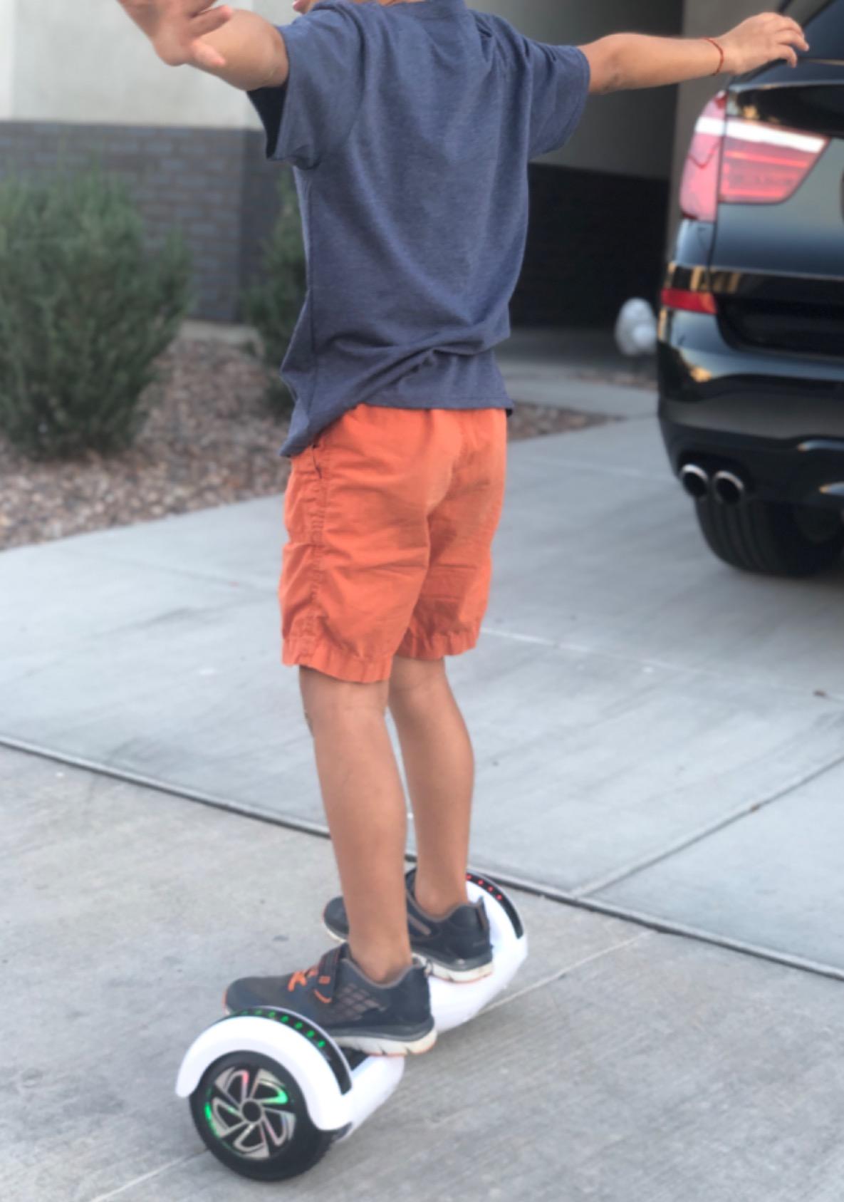 LIEAGLE Self-Balancing Scooter with Bluetooth Speaker and LED Hub Lights customer photo 2