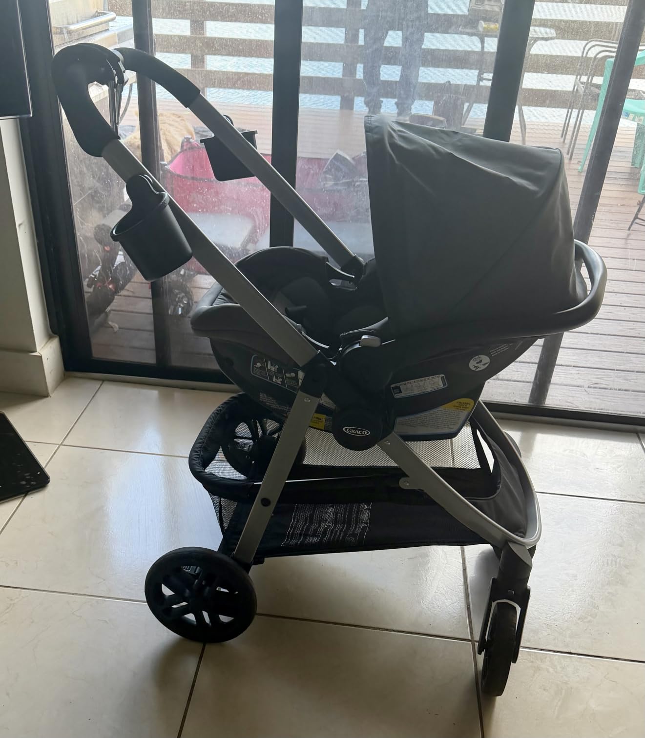 Graco Modes Pramette Travel System, Car Seat and Stroller Combo, Includes SnugRide LX Infant Car Seat and Baby Stroller, 3 Modes: Car Seat Carrier, Pramette, Toddler Stroller, Ellington customer photo 1