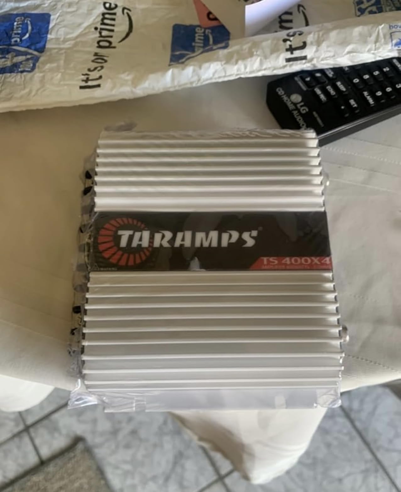 Taramps TS 400x4 400 watts RMS 4 Channels Full Range Car Audio Amplifier, 2 Bridged Channels, RCA Input Class D, Output Power, Multichannel Amplifier System, Small - TS400X4 | Bridgeable outputs, built-in HPF/LPF crossovers and RCA inputs provide flexible system design and precise sound tuning. customer photo 2