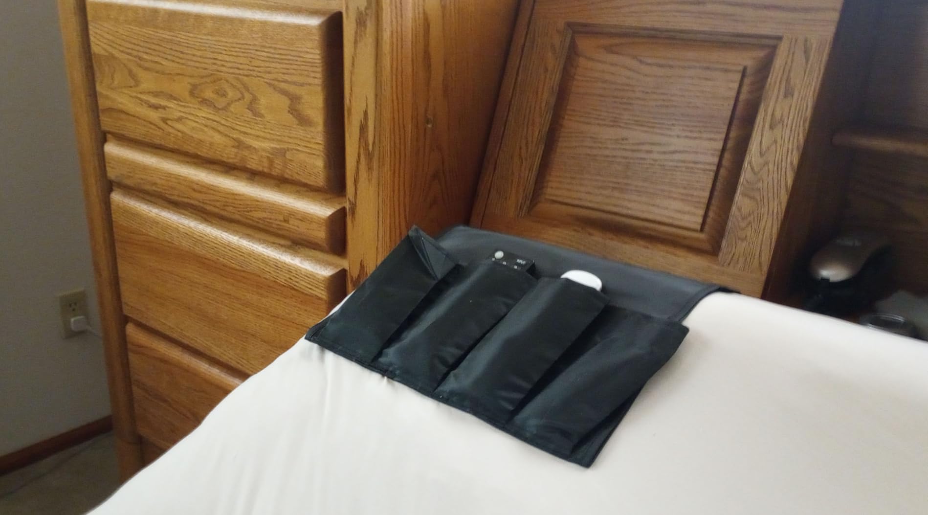 Lucid® L150 Adjustable Bed Frame – Head & Foot – Wireless Remote, Queen customer photo 2