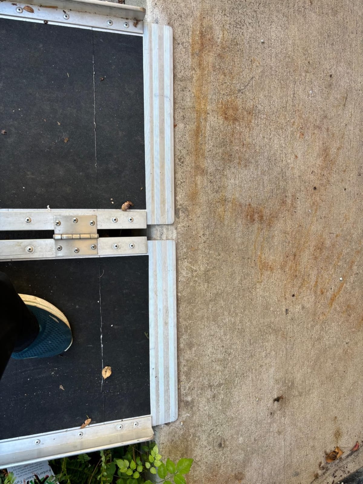 4FT Portable Wheelchair Ramp for Home Steps, Threshold Ramps for Doorways customer photo 2