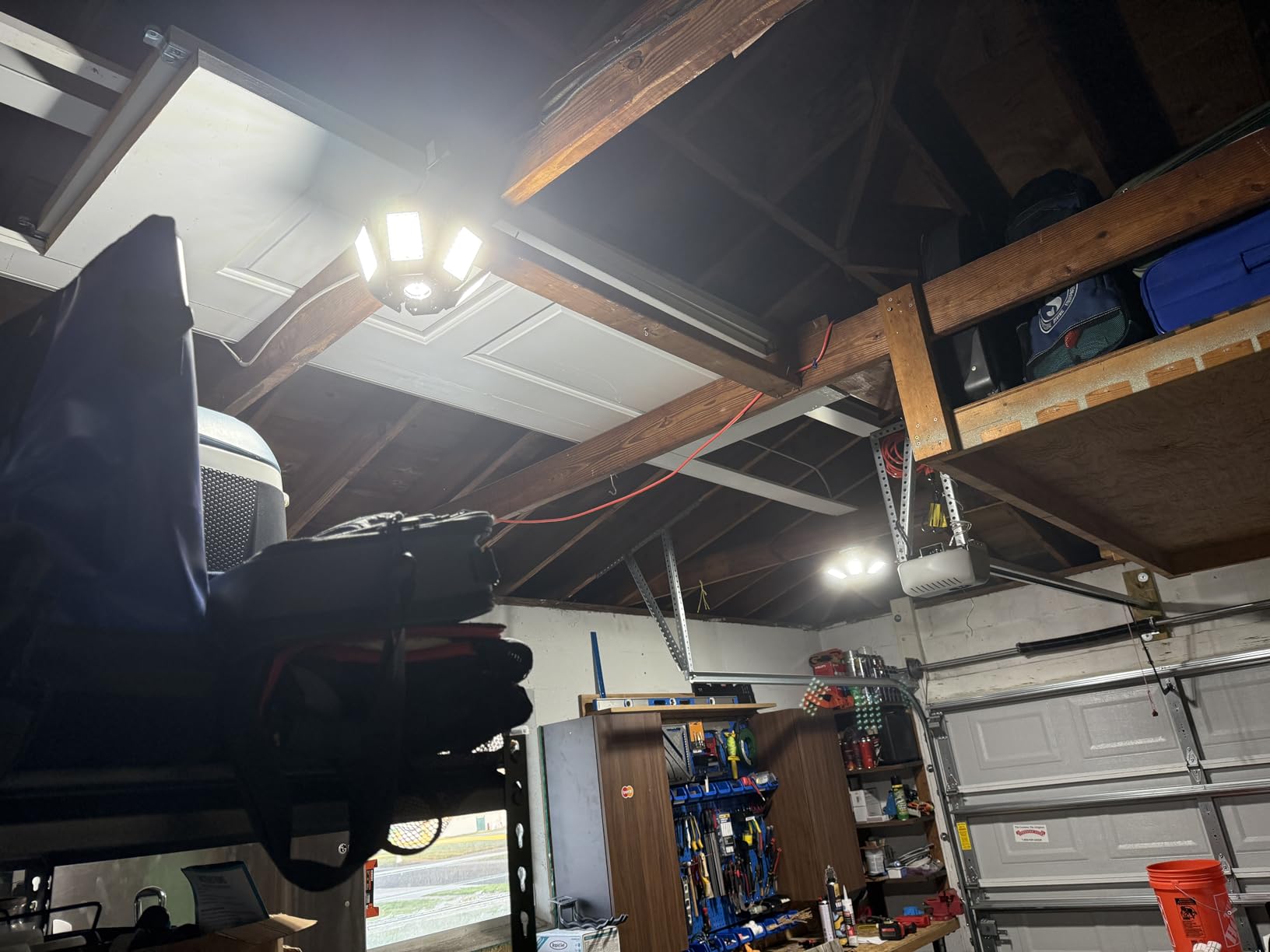 Luyata 2 Pack LED Garage Lights, 200W 20000LM 6500K Ceiling Light Fixtures customer photo 1