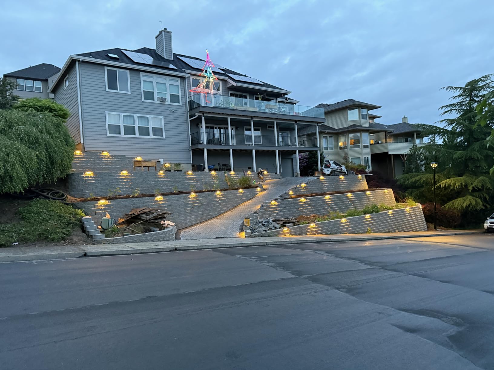 LEONLITE 8-Pack 7 Inch LED Hardscape Lighting, 3W/4W/5W, 2700K Soft White customer photo 1