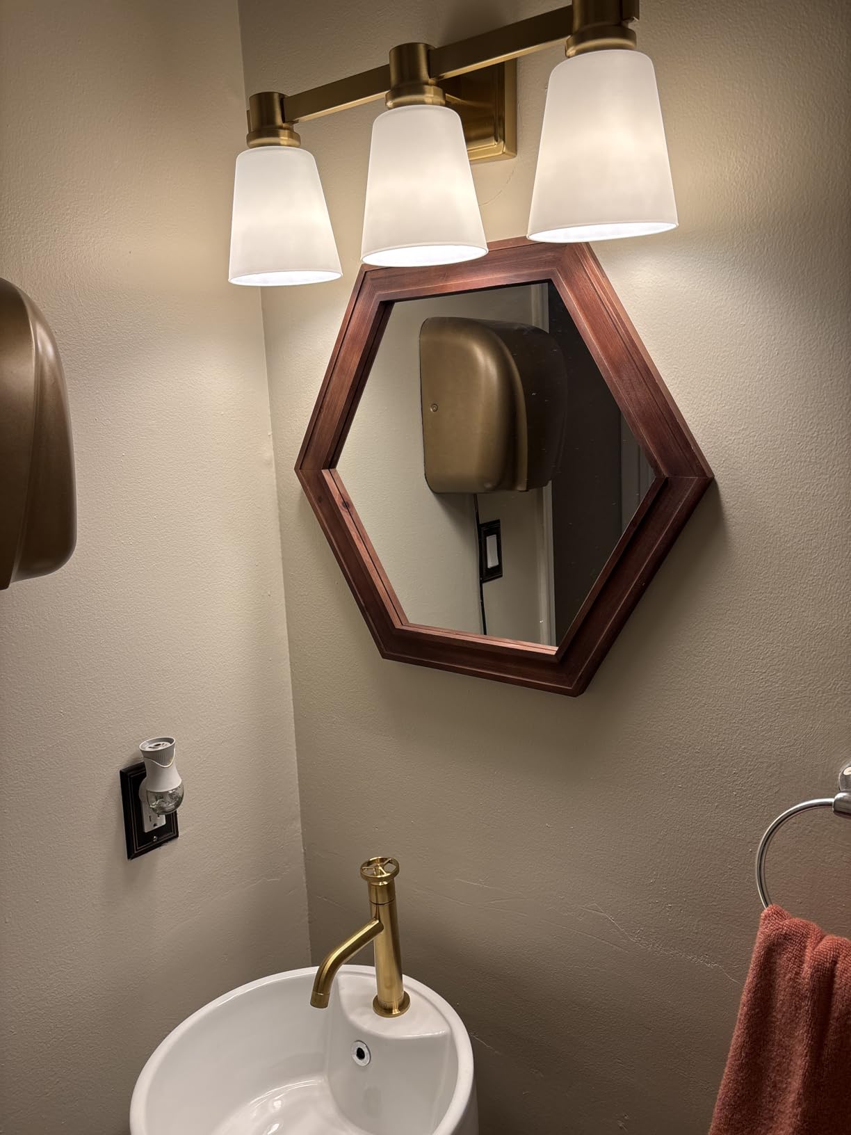 Stonebriar Decorative 24