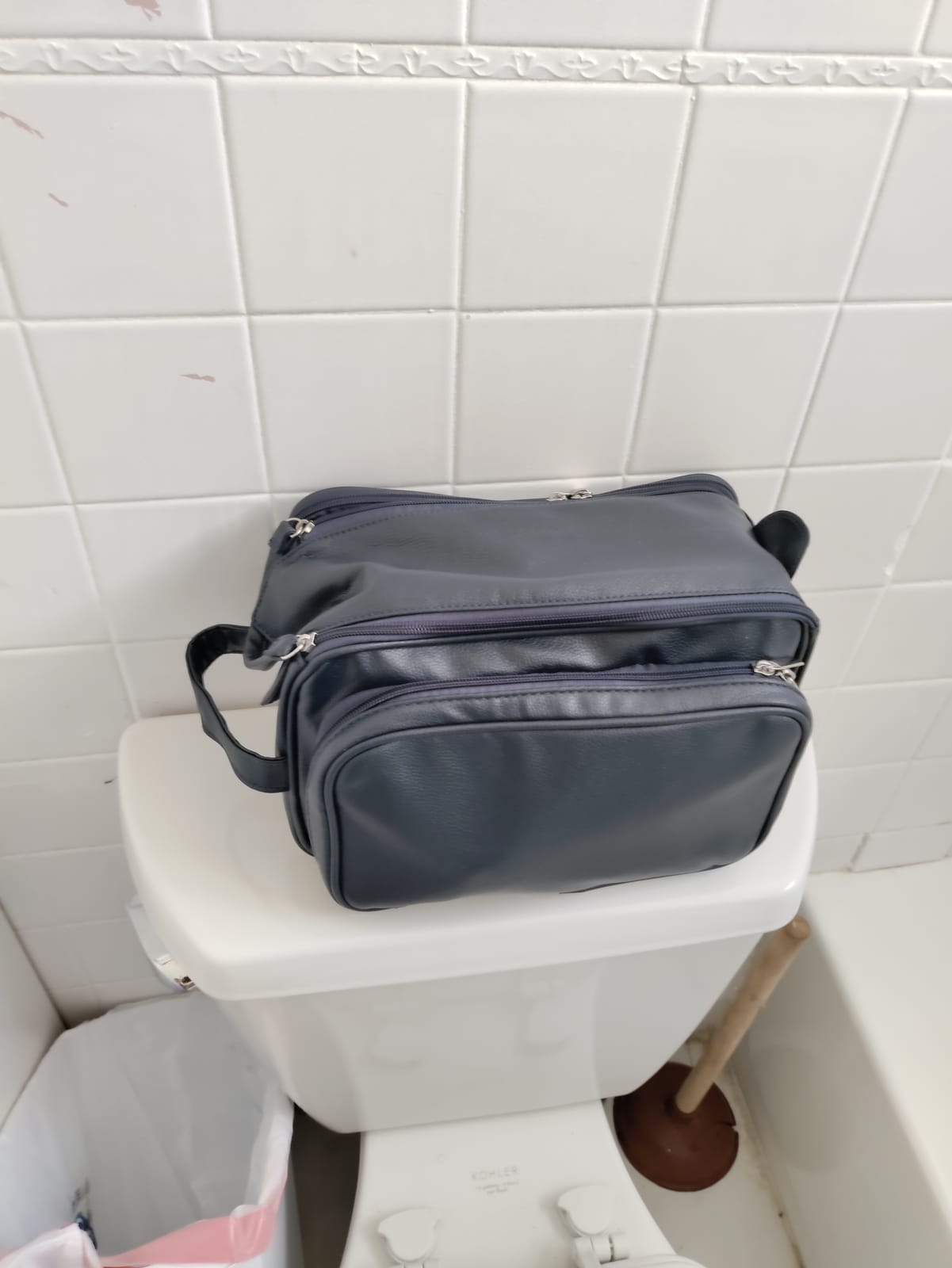 Buruis Extra Large Toiletry Bag for Men, PU Leather Travel Dopp Kit, Black customer photo 1