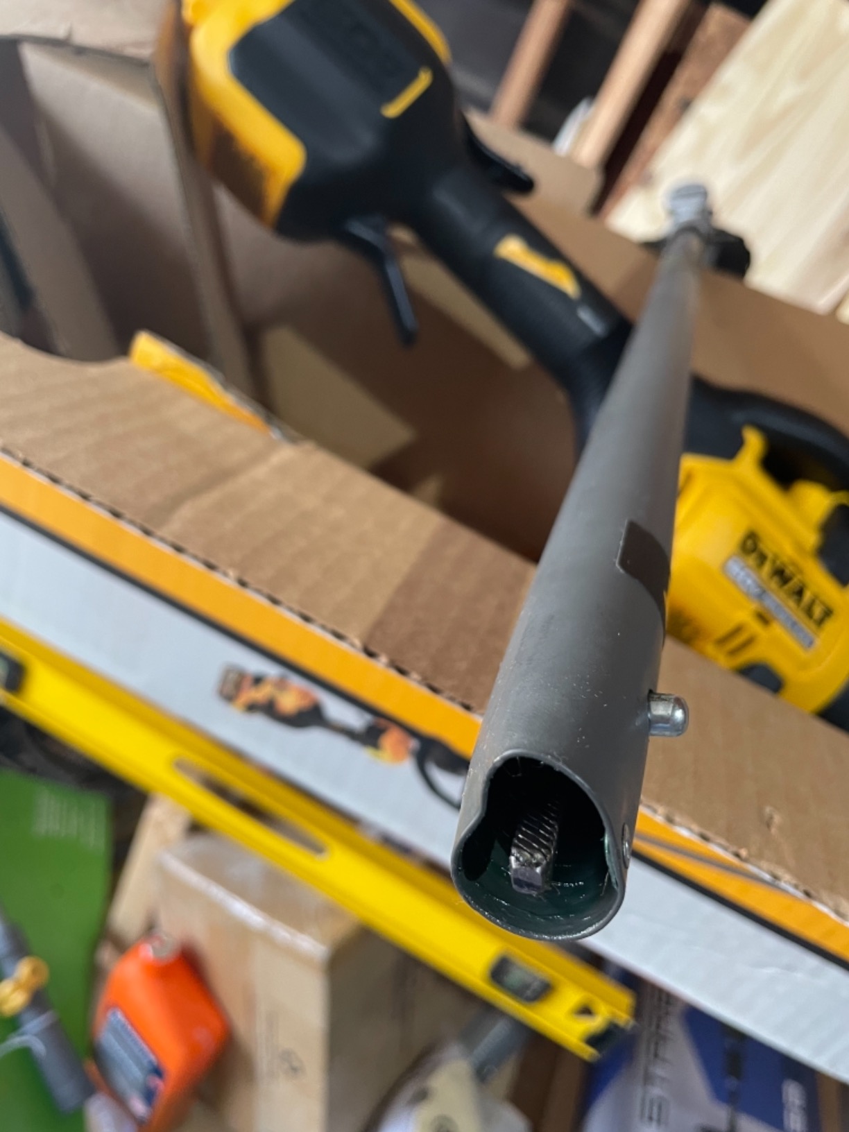 DEWALT 60V Cordless String Trimmer with Battery & Charger Included, 17 Inch, Attachment Capable (DCST972X1) customer photo 2