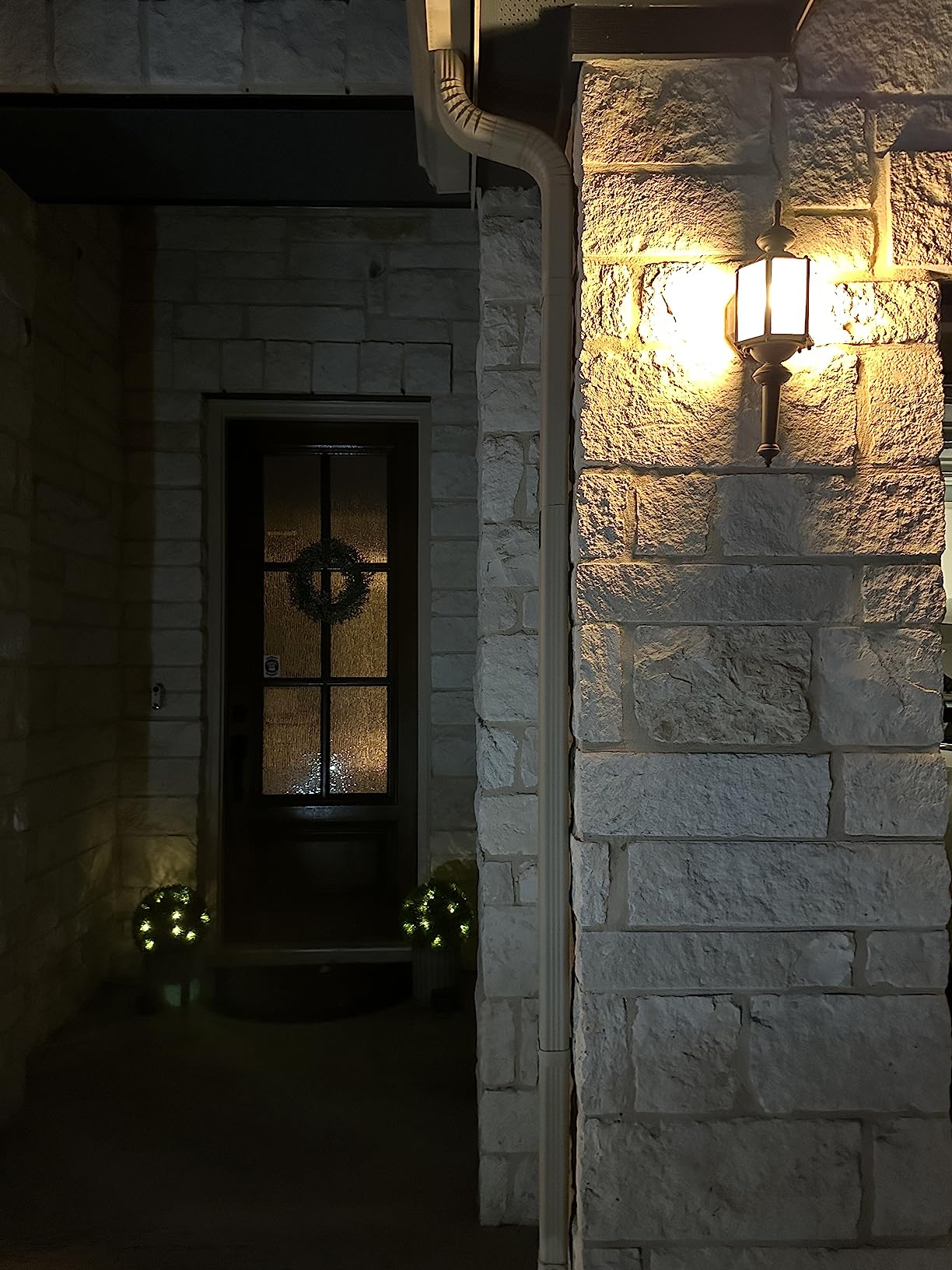 GE LED+ A19 Dusk to Dawn Outdoor Security Light Bulbs, Soft White, 2 Pack customer photo 1