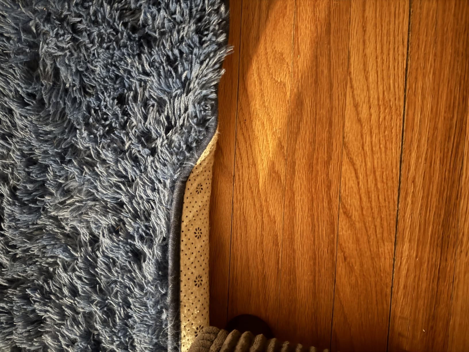 TWINNIS Super Soft Shaggy Rugs Fluffy Carpets, 4x5.9 Feet, Indoor Modern Plush Area Rugs for Living Room Bedroom Kids Room Nursery Home Decor, Upgrade Anti-Skid Rectangular Fuzzy Rug, Black customer photo 2