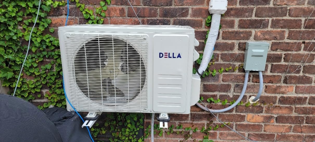 DELLA Vario Series 12000 BTU Mini Split Air Conditioner Work with Alexa with 1 Ton Pre-Charged Heat Pump Ductless Inverter System, 23 SEER2, Cools Up to 550 Sq. Ft,16.4ft Installation Kit Included customer photo 2