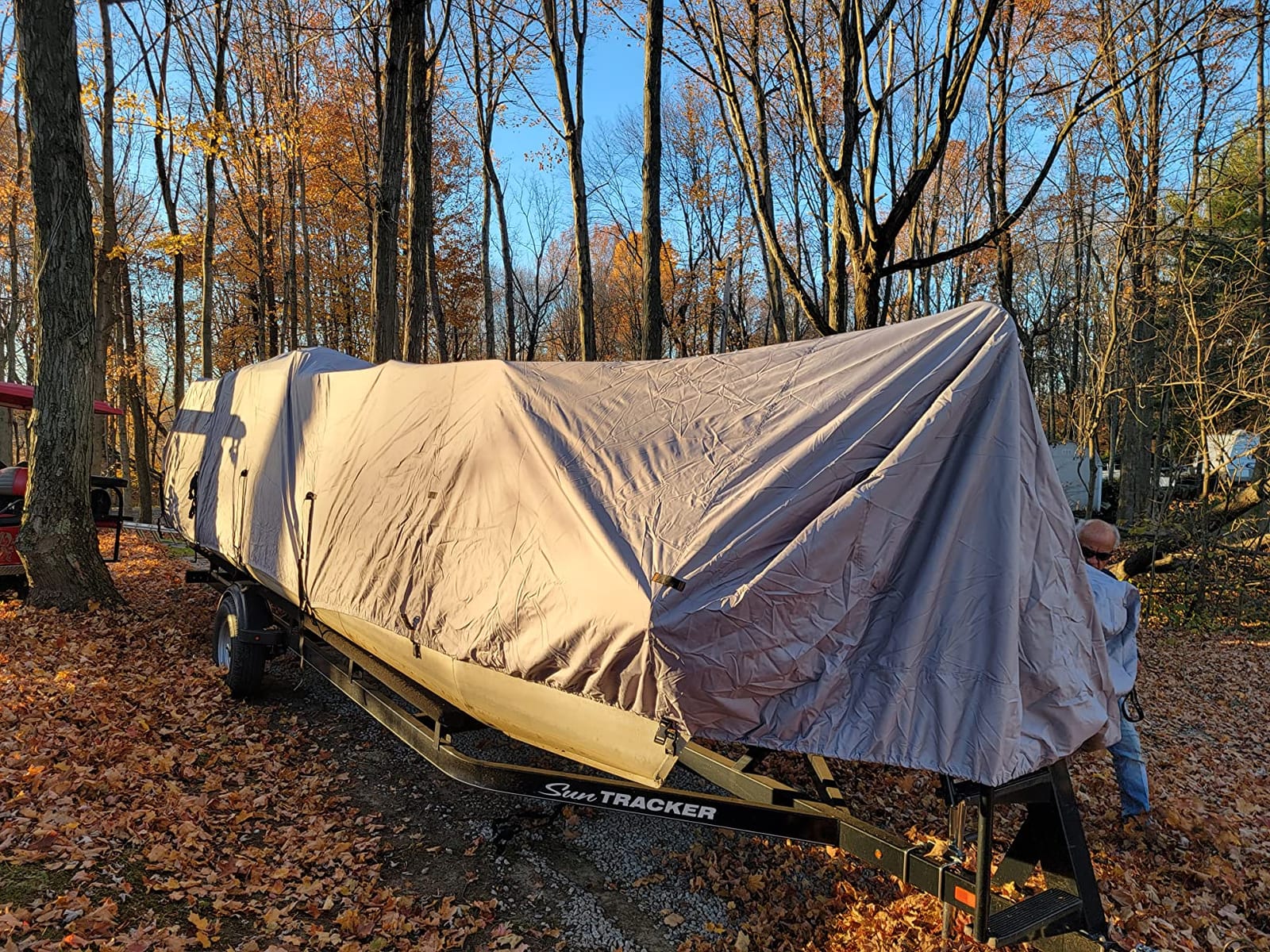 Eliteshield Waterproof Pontoon Boat Cover, Heavy Duty 600D Polyester Marine Grade Trailerable Pontoon Cover Deck Boat Cover, Fits 25ft-28ft Long, Beam Width up to 105