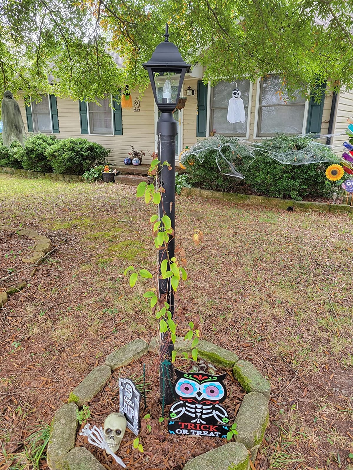 Windben Outdoor Post Light, Waterproof, 16.5in, Matte Black customer photo 2