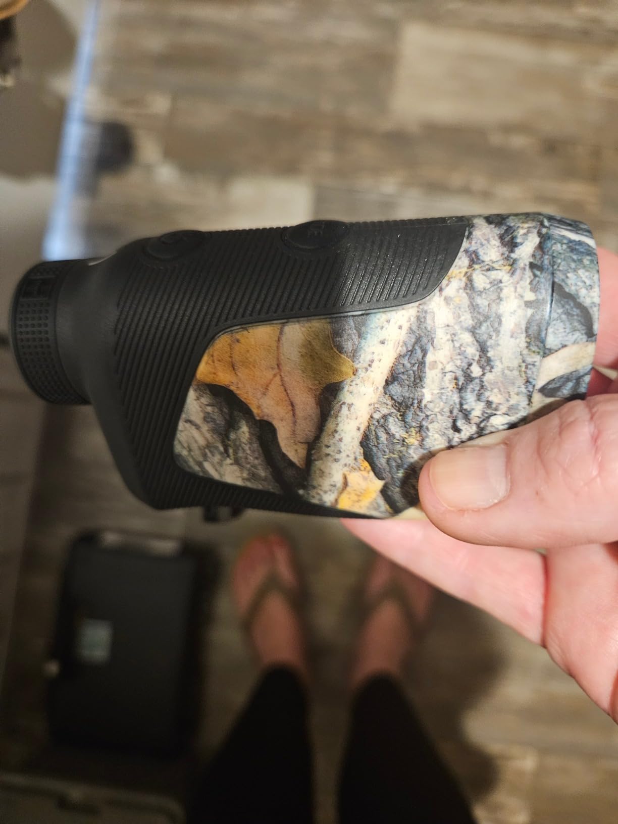 TIDEWE Hunting Rangefinder, Rechargeable Camo Laser Range Finder 700/1000Y customer photo 2