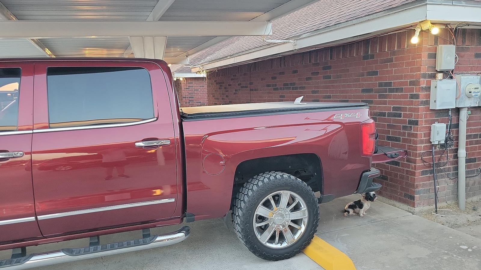 YITAMOTOR Soft Roll Up Tonneau Cover Fit for 2019-2026 Silverado 1500 5.8ft customer photo 1