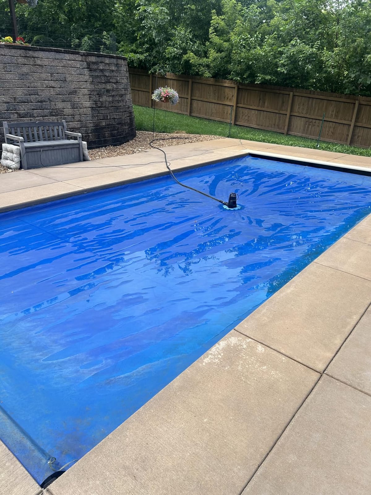 Acquaer 1/4 HP Automatic Swimming Pool Cover Pump, 2250 GPH Submersible Sump Pump with 3/4” Check Valve Adapter & 25ft Power Cord, Water Removal for Pool, Hot Tubs, Rooftops, Water Beds and more customer photo 2