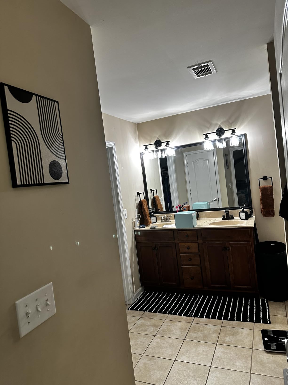 Unicozin Modern Bathroom Light Fixtures, 3 Light Vanity Lights, Black Wall Lamp with Clear Glass for Bathroom, Mirror, Living Room, Bedroom, Hallway, E26 Base customer photo 1
