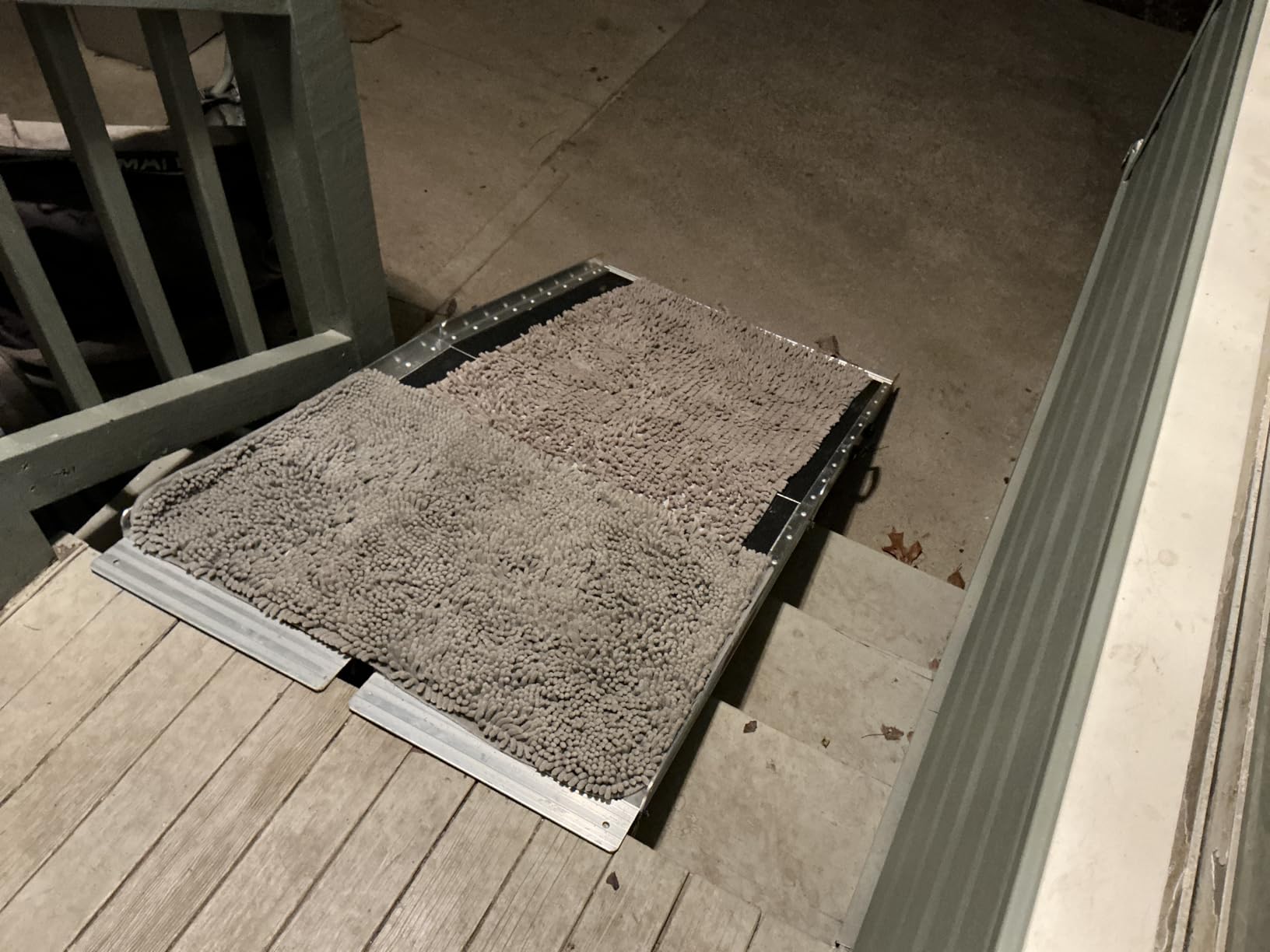 FACHNUO 4FT Portable Wheelchair Ramp for Home Steps, Non-Skid Aluminum Ramp customer photo 2