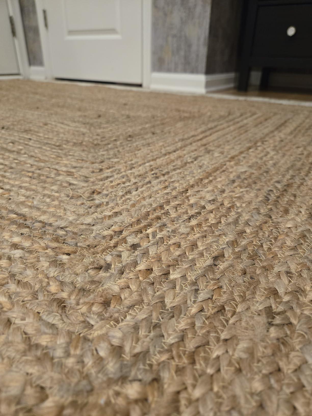 FRELISH DECOR Handwoven Jute Area Rug - 8x10 Feet Natural Yarn - Rustic Vintage Beige Braided Reversible Rectangular Rugs for Bedroom - Kitchen - Living Room - Farmhouse (8' x 10' Natural) customer photo 2