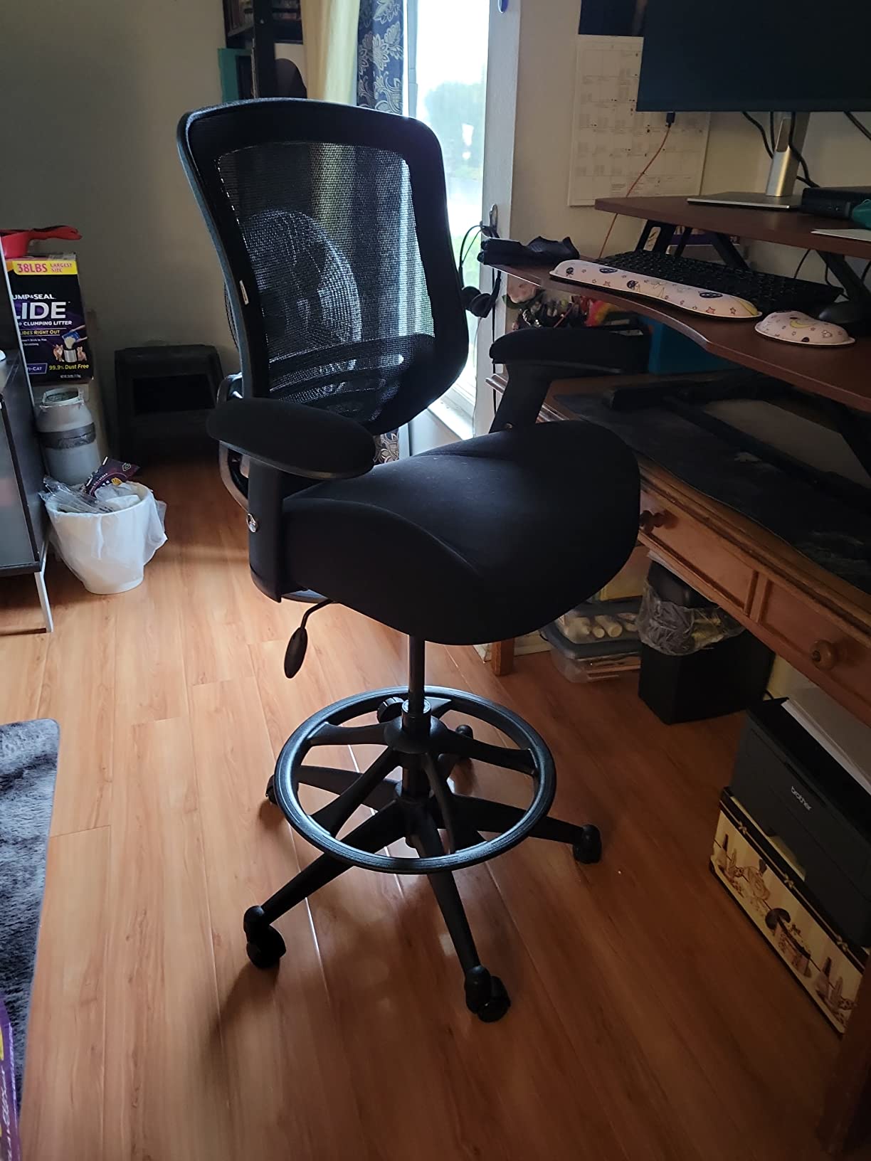 BOLISS 400lbs Mid Back Mesh Ergonomic Drafting Office Chair customer photo 1