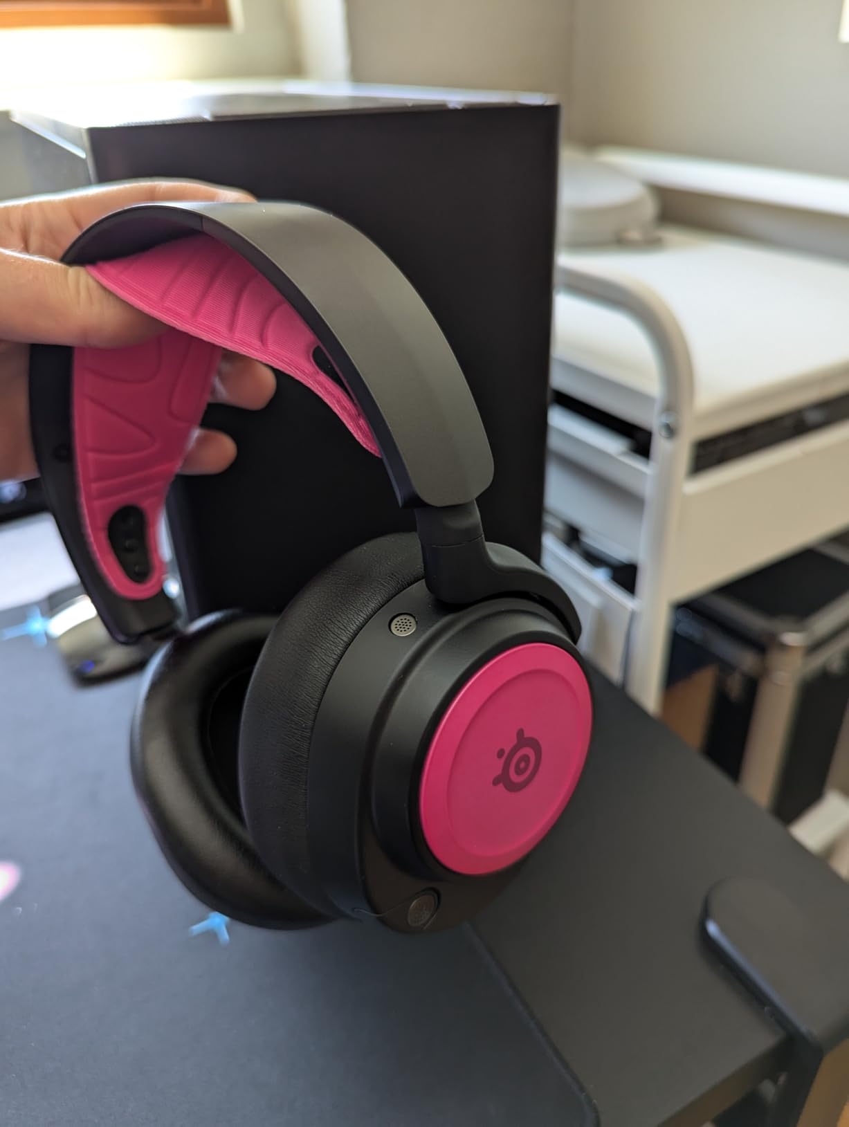 SteelSeries Arctis Nova Pro Wireless Multi-System Gaming Headset — Neodymium Magnetic Drivers — Active Noise Cancellation — 2 Battery System — ClearCast Gen 2 Mic — PC, PS5, PS4, Switch, Mobile customer photo 1