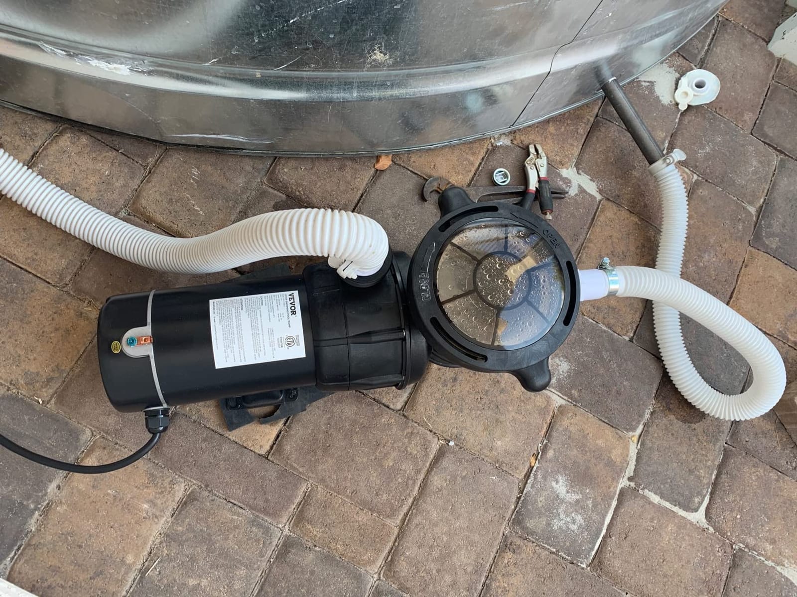 VEVOR Swimming Pool Pump 1.5 HP 5280 GPH Max Flow Single Speed Pump, 115 V customer photo 1