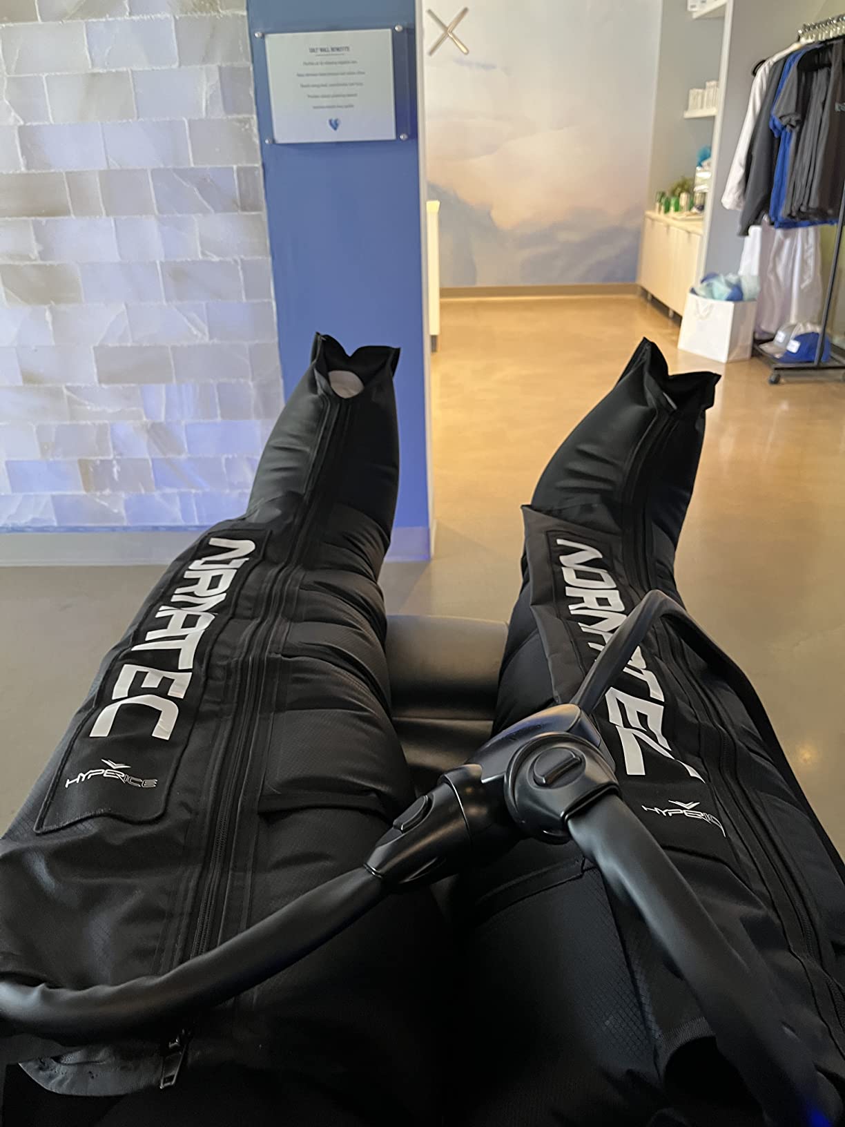 Hyperice Normatec 3 Legs Compression Boots Full Leg Recovery Size Standard | Relieve Muscle Aches Pain | Reduce Tension Swelling | 7 levels | Increase Circulation | ZoneBoost | FSA-HSA Eligible | TSA customer photo 1
