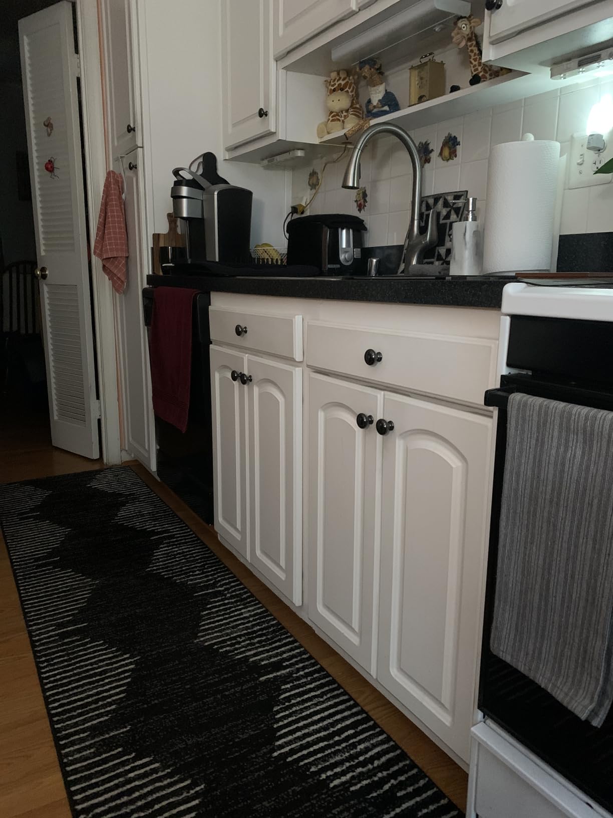 Rugshop Bohemian Stripe Stain Resistant Large Area Rug Black 7'10
