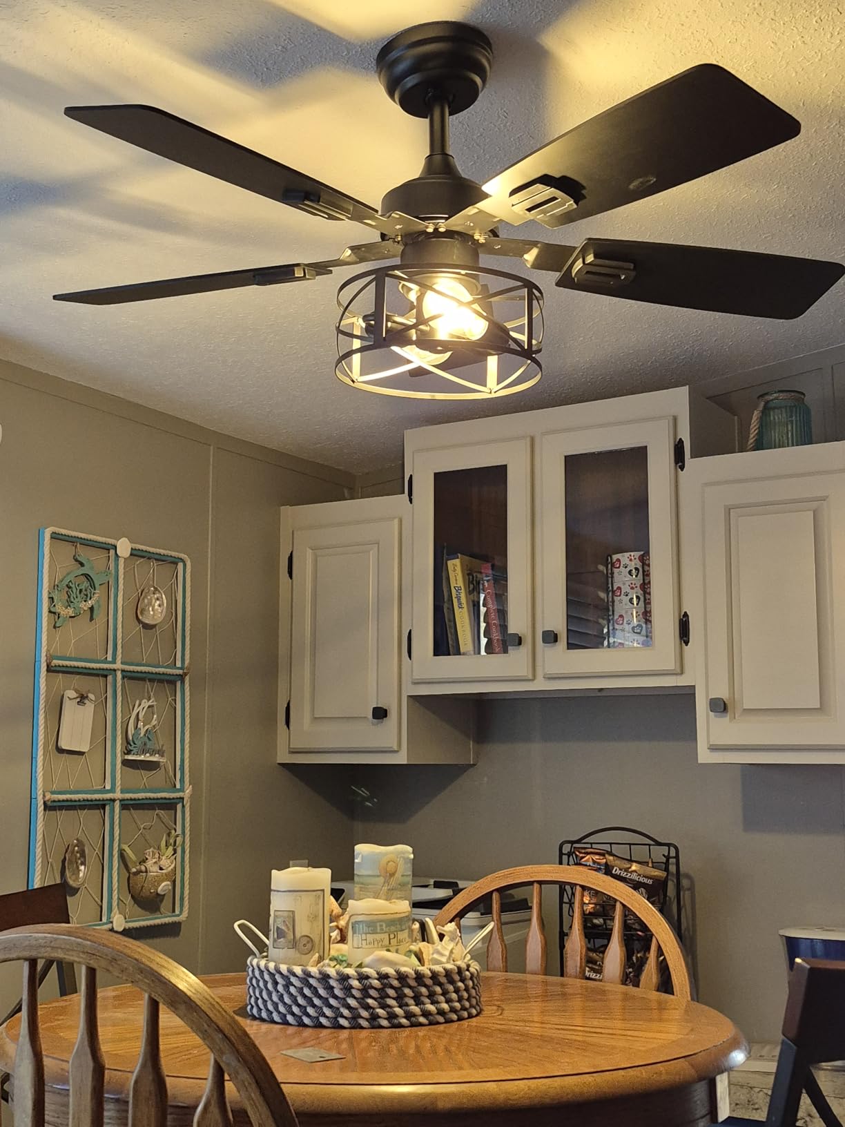 Amico 4-Light Dining Room Light Fixture, Seeded Glass Island Chandelier customer photo 1