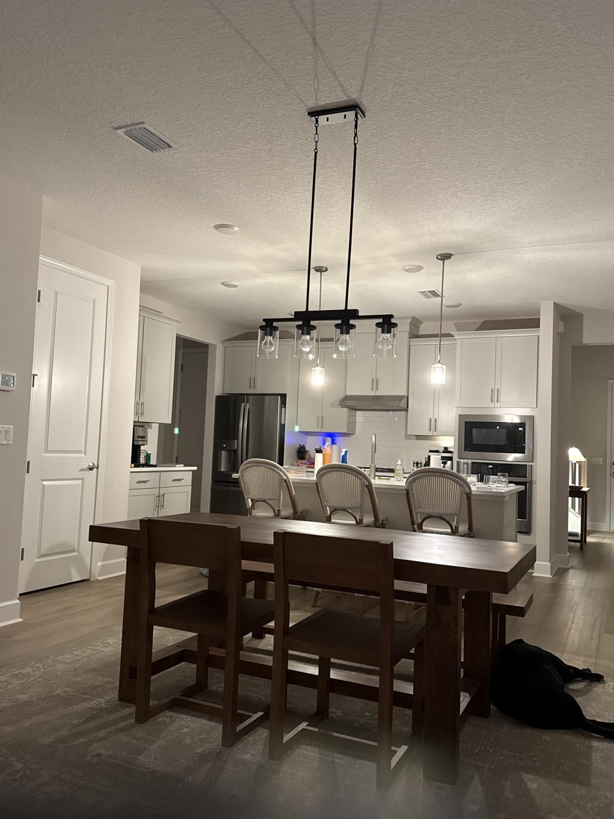 Dining Room Light Fixture/Chandelier Over Table,5-Light Kitchen Island Lighting Hanging for Farmhouse Linear Chandeliers Matte Black Rustic Wood Ceiling Pendant Light Fixtures with Clear Glass Shade customer photo 1