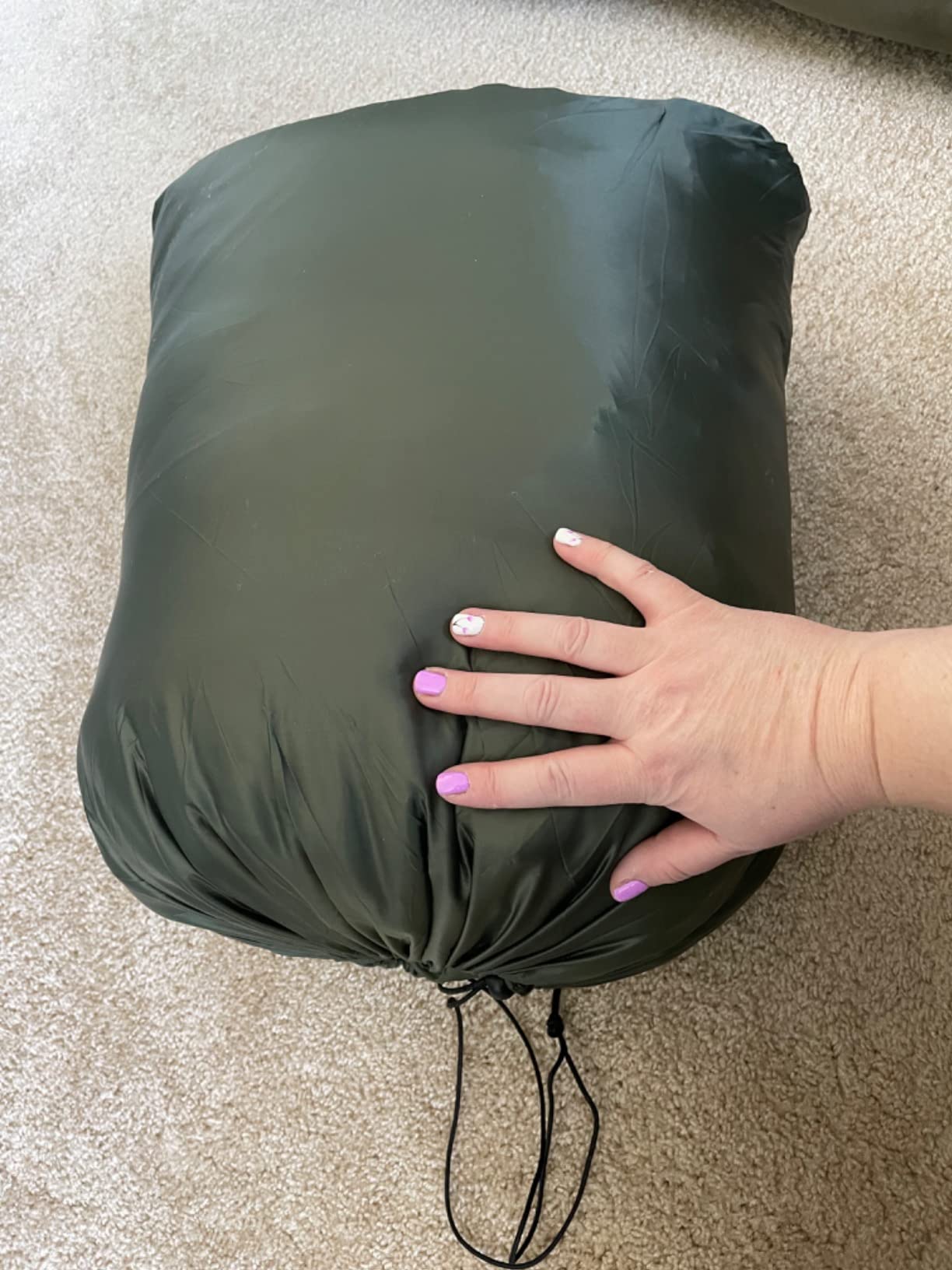 Amazon Basics Double Sleeping Bag for Adults, 40°F Cold Weather Two-Person Camping Bag, Queen Size 87
