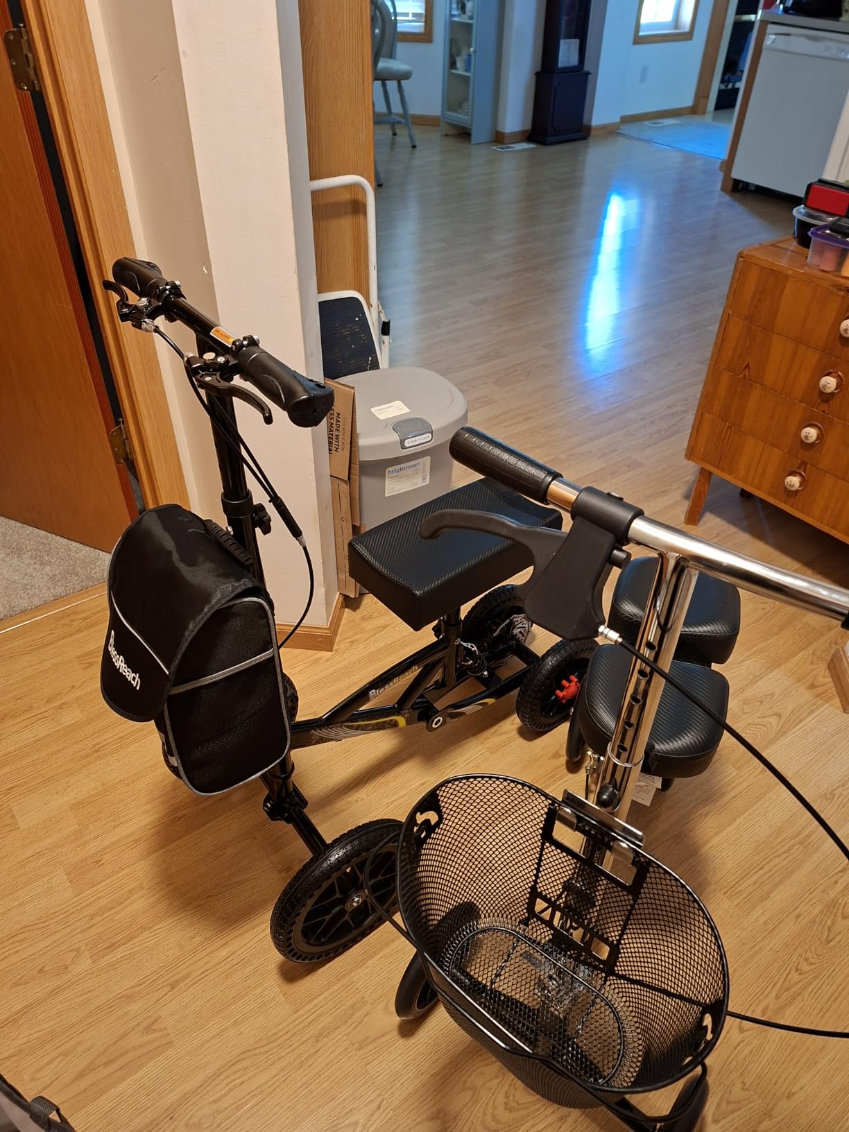 BlessReach Foldable All Terrain Knee Scooter for Adults for Foot Injuries customer photo 1
