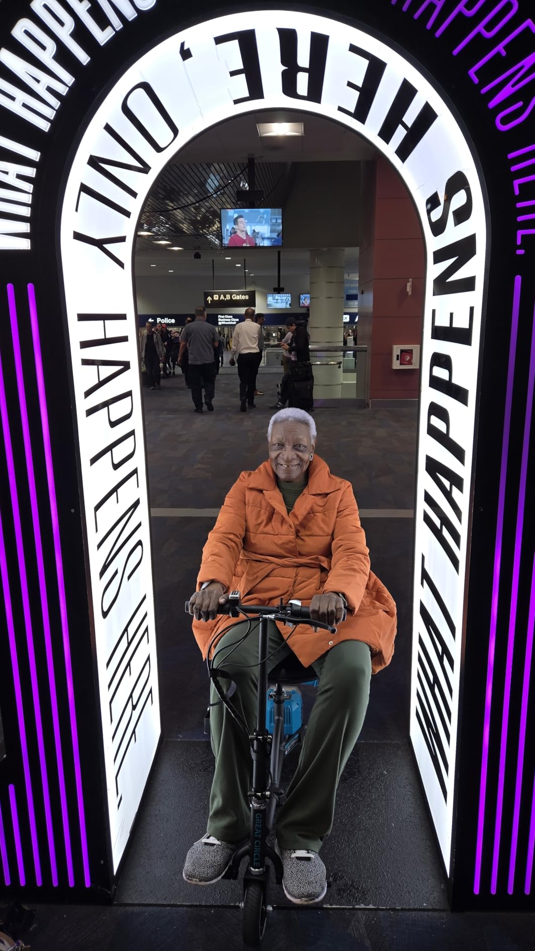 G Mobility Scooter – 3 Wheels, 35 lb Folding Aluminum Frame, Anti-Tip Footrests, Includes (1) 48V 2Ah Li-Ion Battery and Charger, Supports 275 lbs, Airline Friendly customer photo 2
