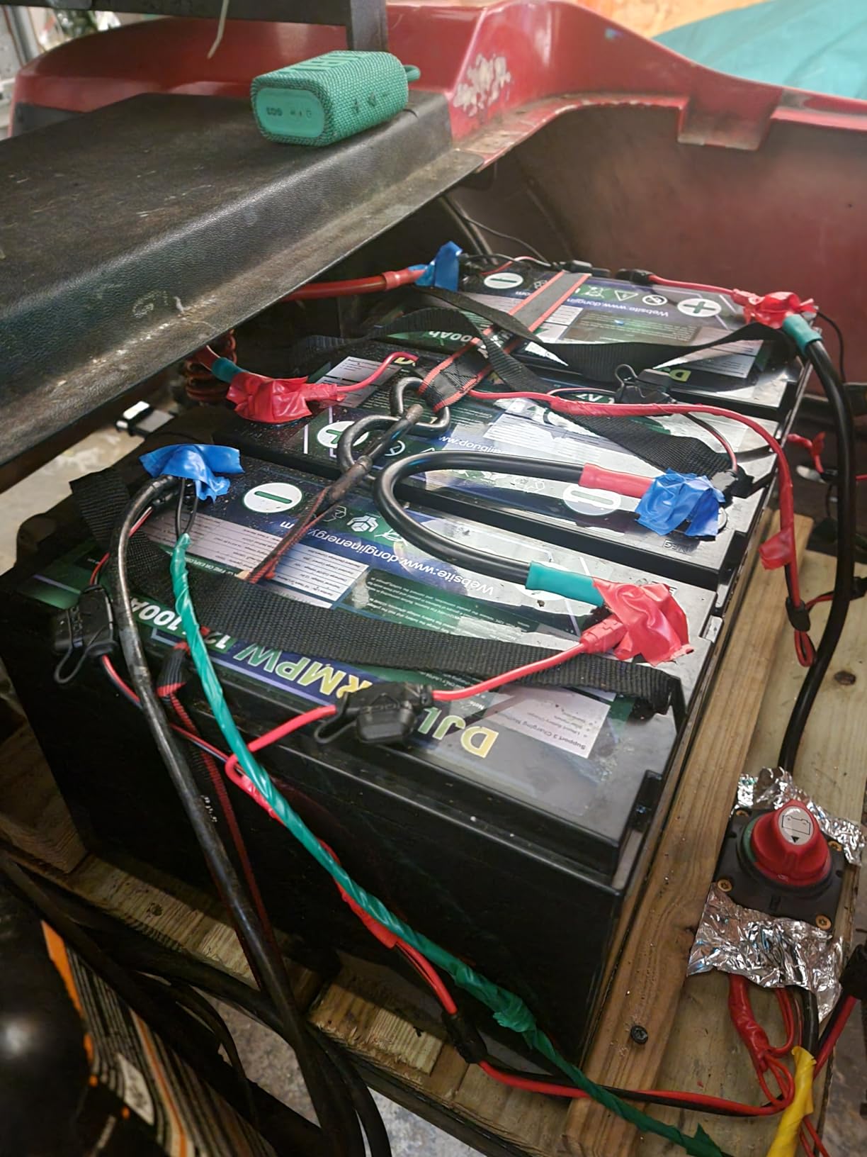 12V 100Ah LiFePO4 Battery,100A BMS,15000 Deep Cycles Marine Lithium Battery customer photo 2