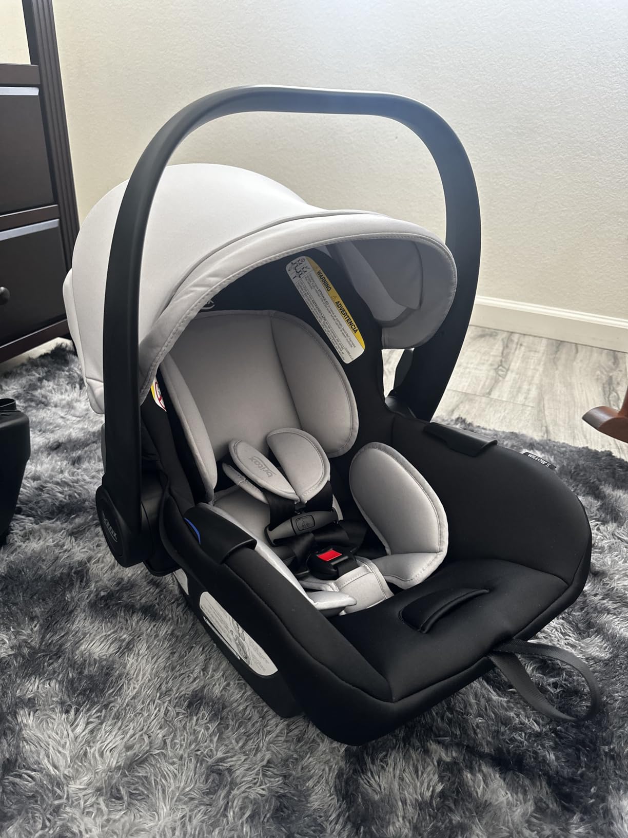 Britax Willow S Infant Car Seat With Alpine Base - Graphite Onyx | Rear Facing Lightweight Baby Car Seat With ClickTight for Easy Installation, Naturally Flame-Retardant SafeWash Fabrics customer photo 2