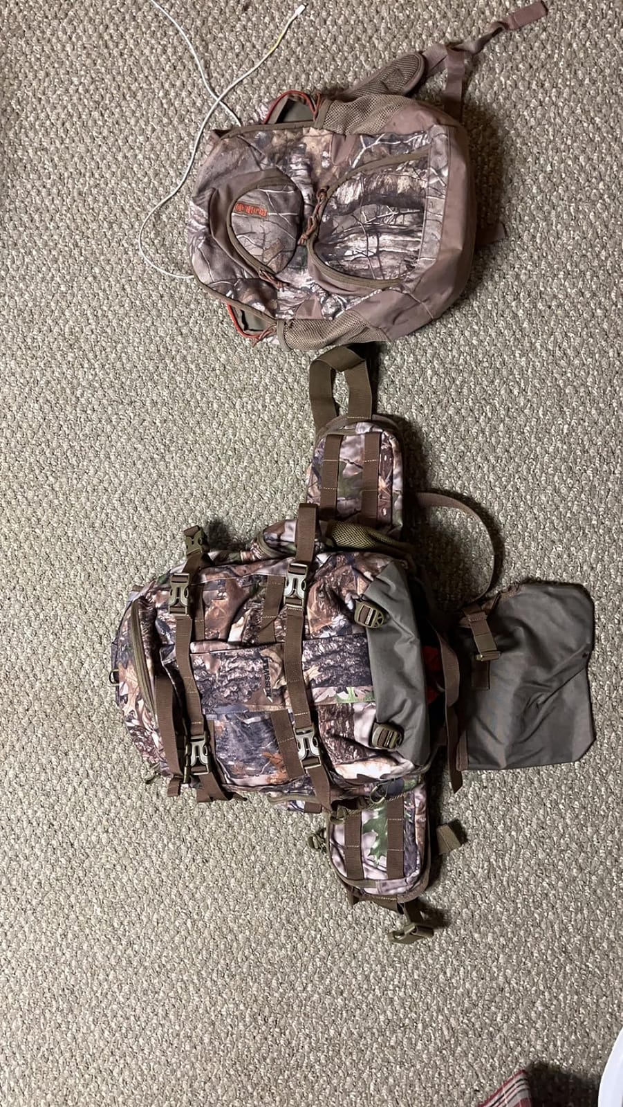 Large Hunting Backpack with padded weapon for Bow Rifle Hunting Gear40L customer photo 1