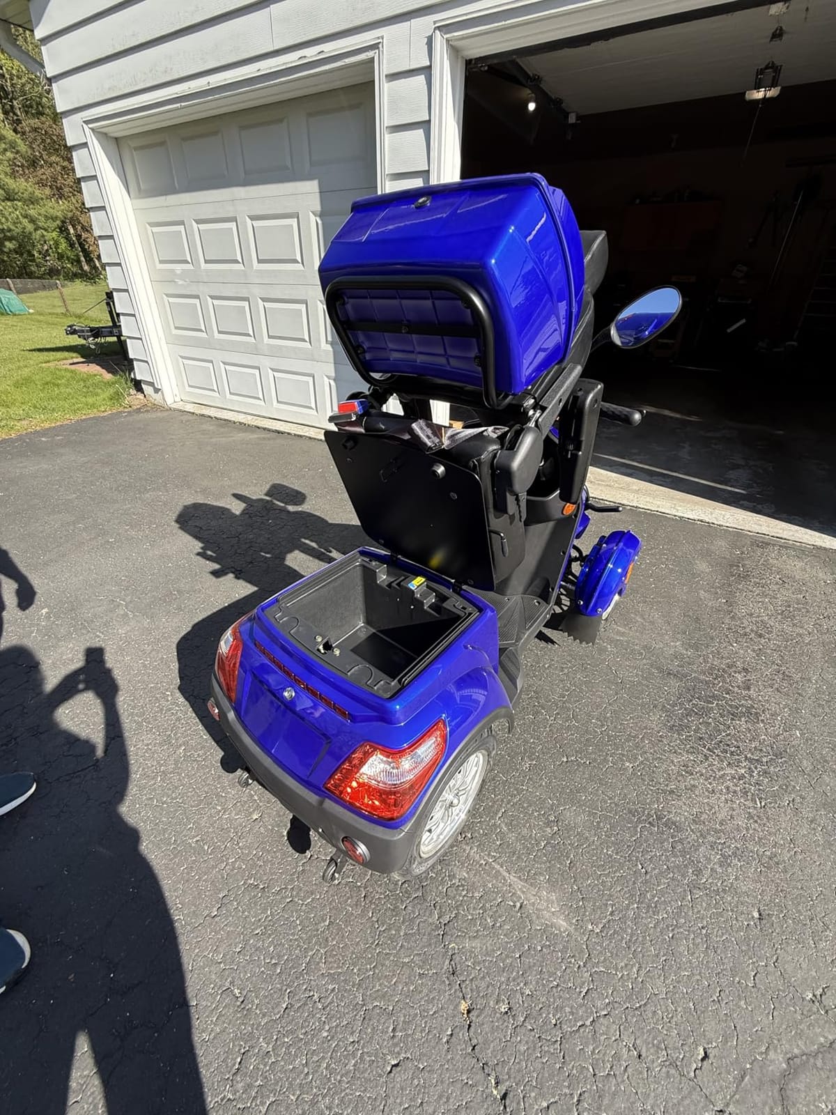 Mobility Scooters for Seniors & Adults 500lbs Capacity - 800W All Terrain Electric Powered Mobility Cart - Heavy Duty Mobility Scooter for Elderly w/Charger Remote Keys (Blue) customer photo 2